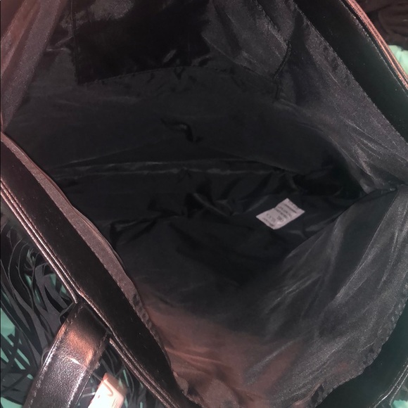 New Victoria’s Secret black fringe tote with snap - Picture 8 of 8